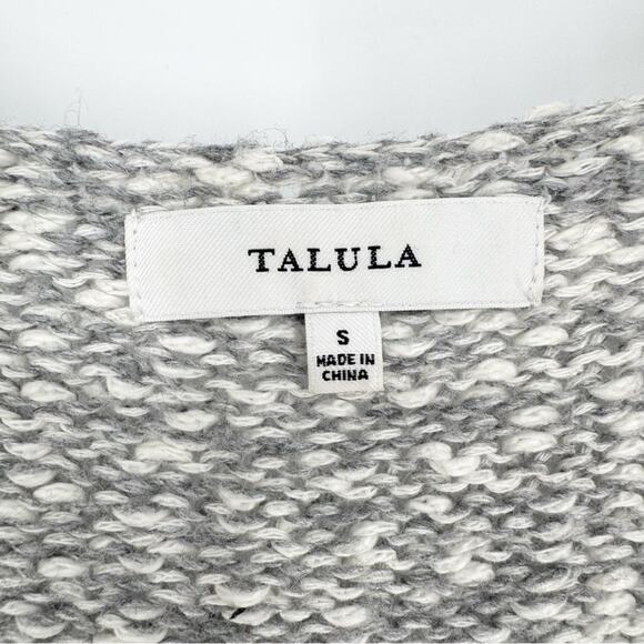 ARITZIA Talula Azurelee Heathered Grey V-Neck Long Sleeve Knit Sweater Size S - Picture 8 of 12